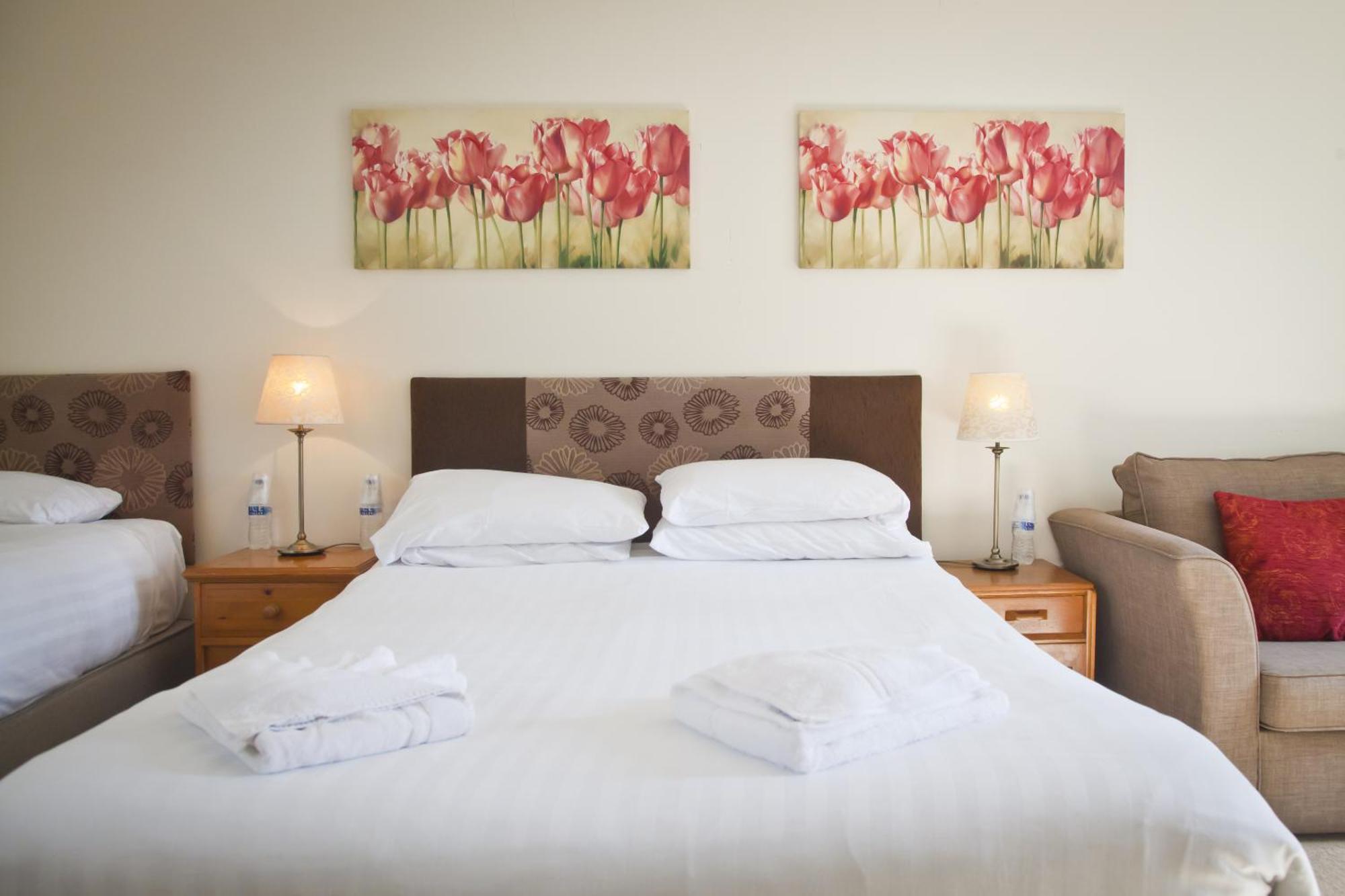 The Cliff Hall Shanklin Room photo