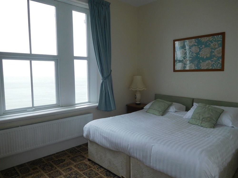 The Cliff Hall Shanklin Exterior photo